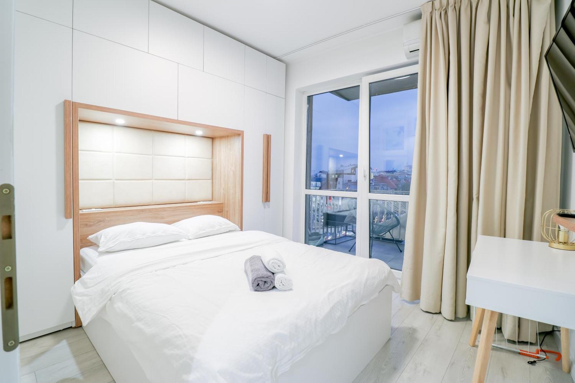 Piata Romana, Two Bedrooms Apartment Bukareszt Zewnętrze zdjęcie