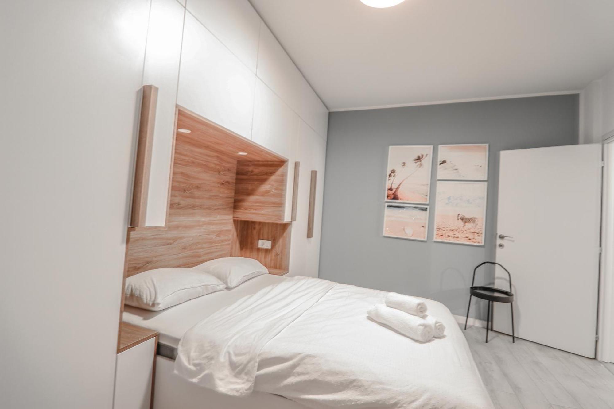 Piata Romana, Two Bedrooms Apartment Bukareszt Zewnętrze zdjęcie